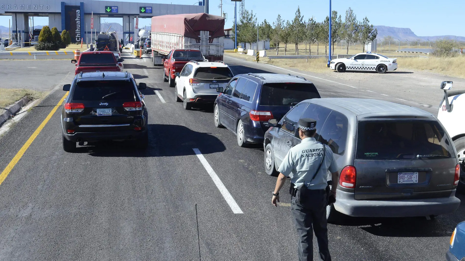 Caos Vial en la caseta de Sacramento por cierran Transportistas de AMOTAC (29)